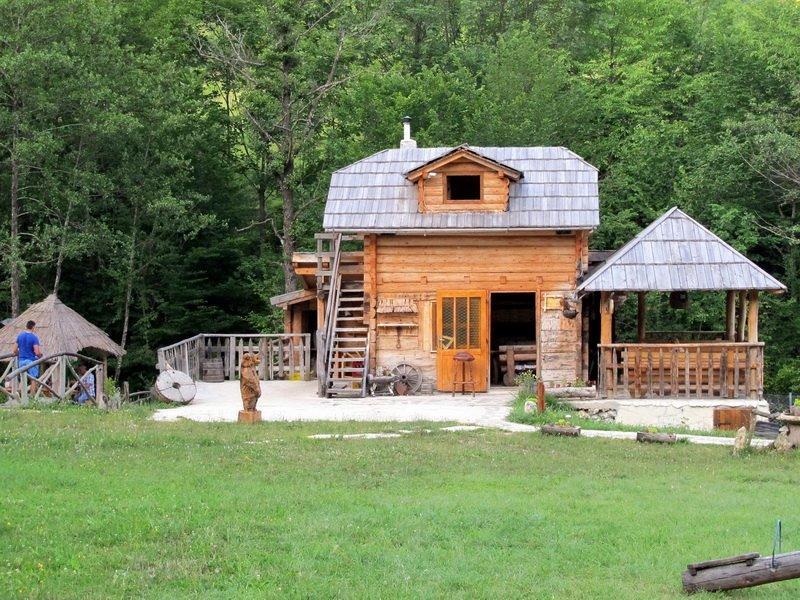 Hotel Etno Kuce Miljevic Sipovo Exterior foto
